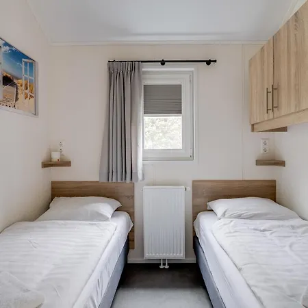 Modern Ingericht Op Park Op De Veluwe 別荘 *