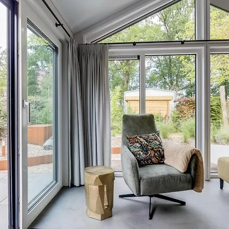 Modern Ingericht Op Park Op De Veluwe 別荘