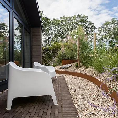 Modern Ingericht Op Park Op De Veluwe בית נופש אפ